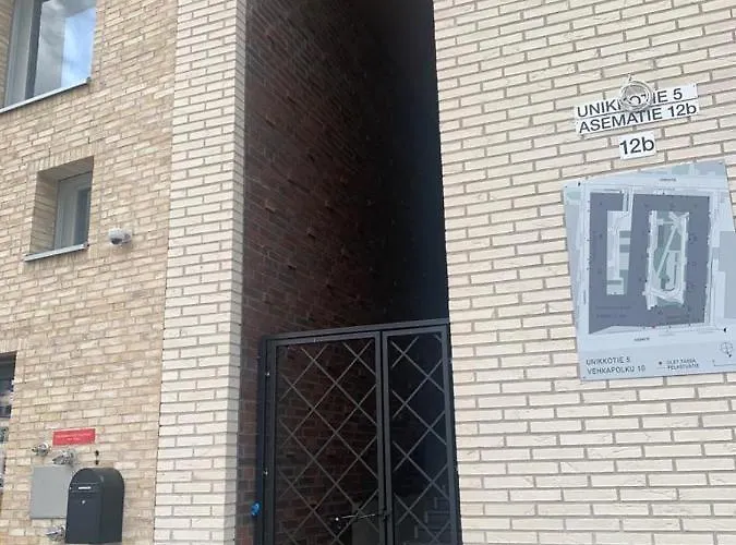 公寓 Modern With Sauna Nearby The Airport *